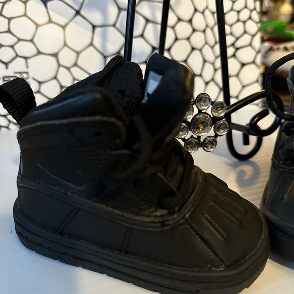 Nike high top NWot black toddler air one 4c - Picture 2 of 5